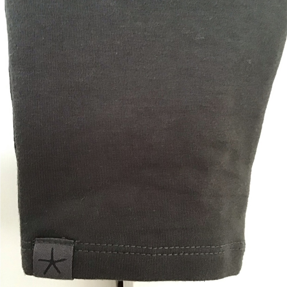 BAREFOOT DREAMS Malibu Collection Legging | Carbon | Size XS - Picture 5 of 7